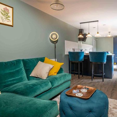 Stylish Modern 1 Bedroom, City Centre Bath Extérieur photo
